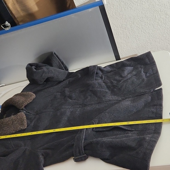 Gallery Peacoat Womens Size XL Wool Blend Dark Gray Charcoal Faux Fur Collar - Picture 9 of 10